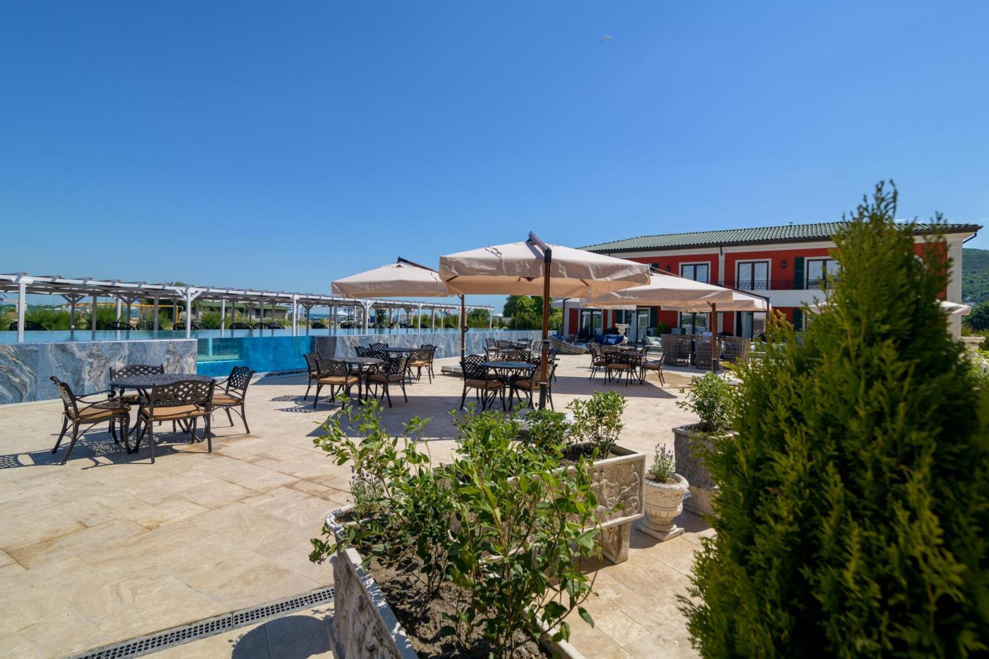 Villas For 4 Or 6 Adults In Therma Village Кранево Екстер'єр фото